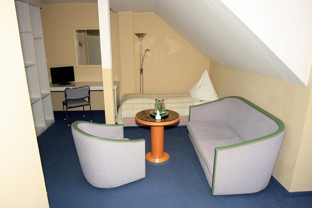 Ilmenauer Hof Hotel Bagian luar foto