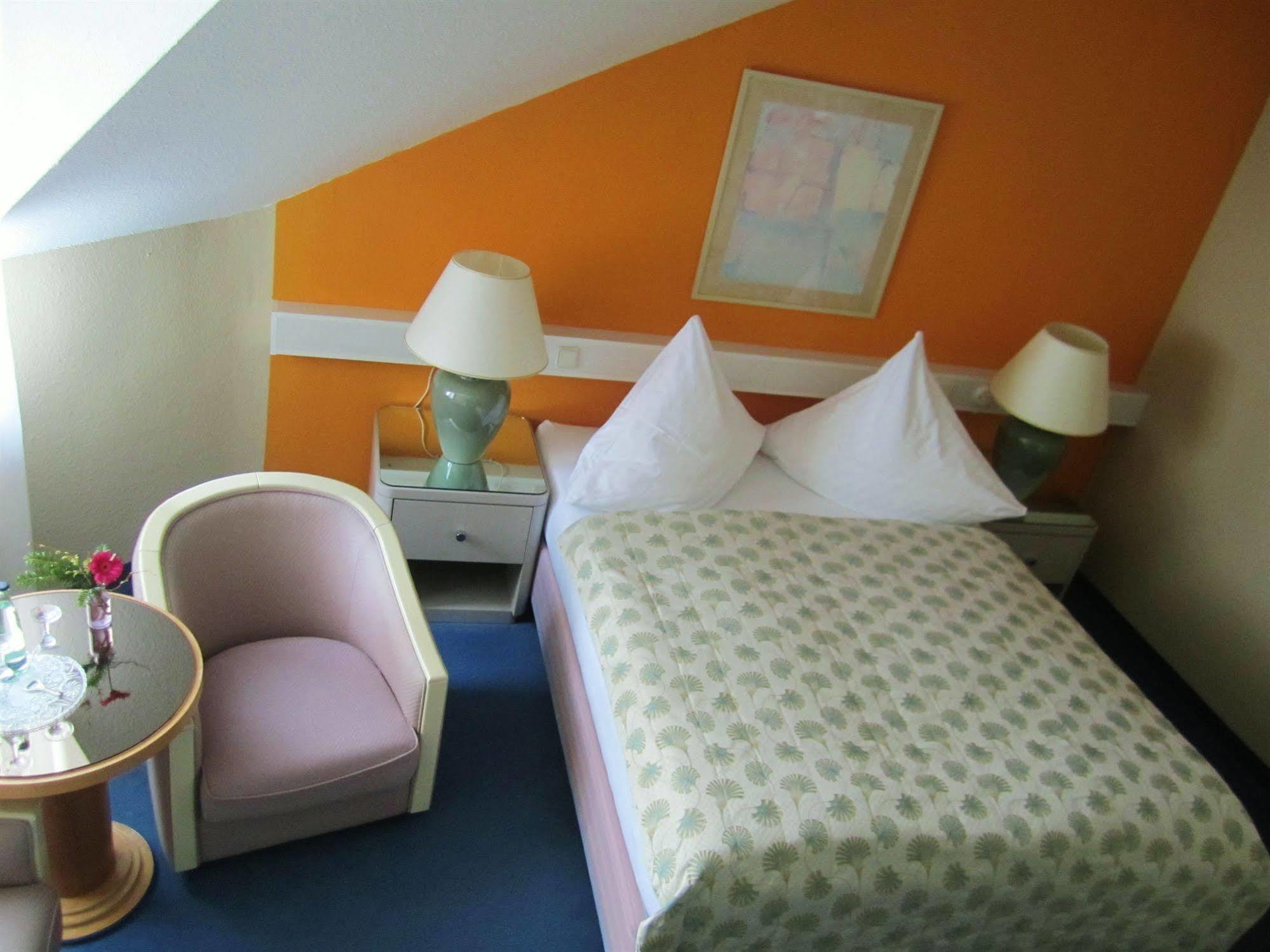 Ilmenauer Hof Hotel Bagian luar foto