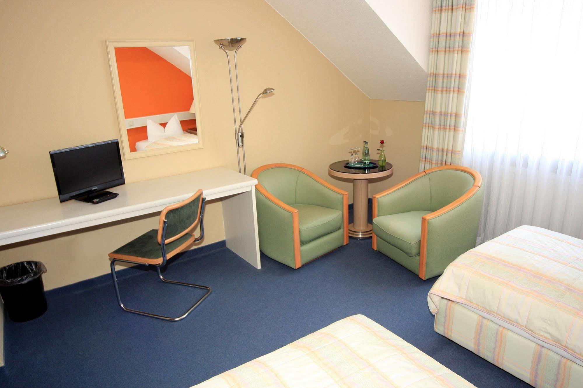 Ilmenauer Hof Hotel Bagian luar foto