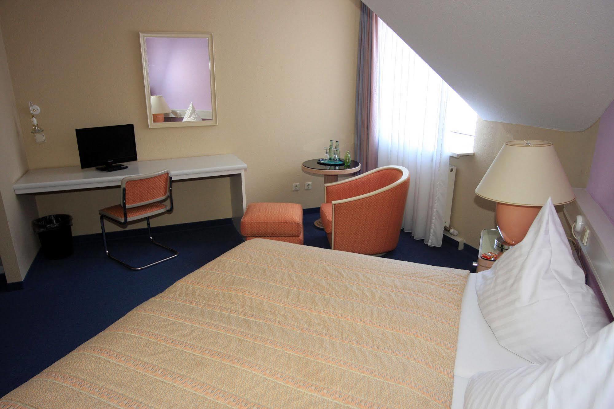 Ilmenauer Hof Hotel Bagian luar foto
